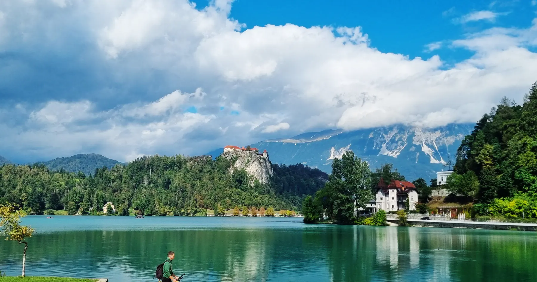Lake Bled in Slovenia with its clifftop castle and the Julian Alps behind
