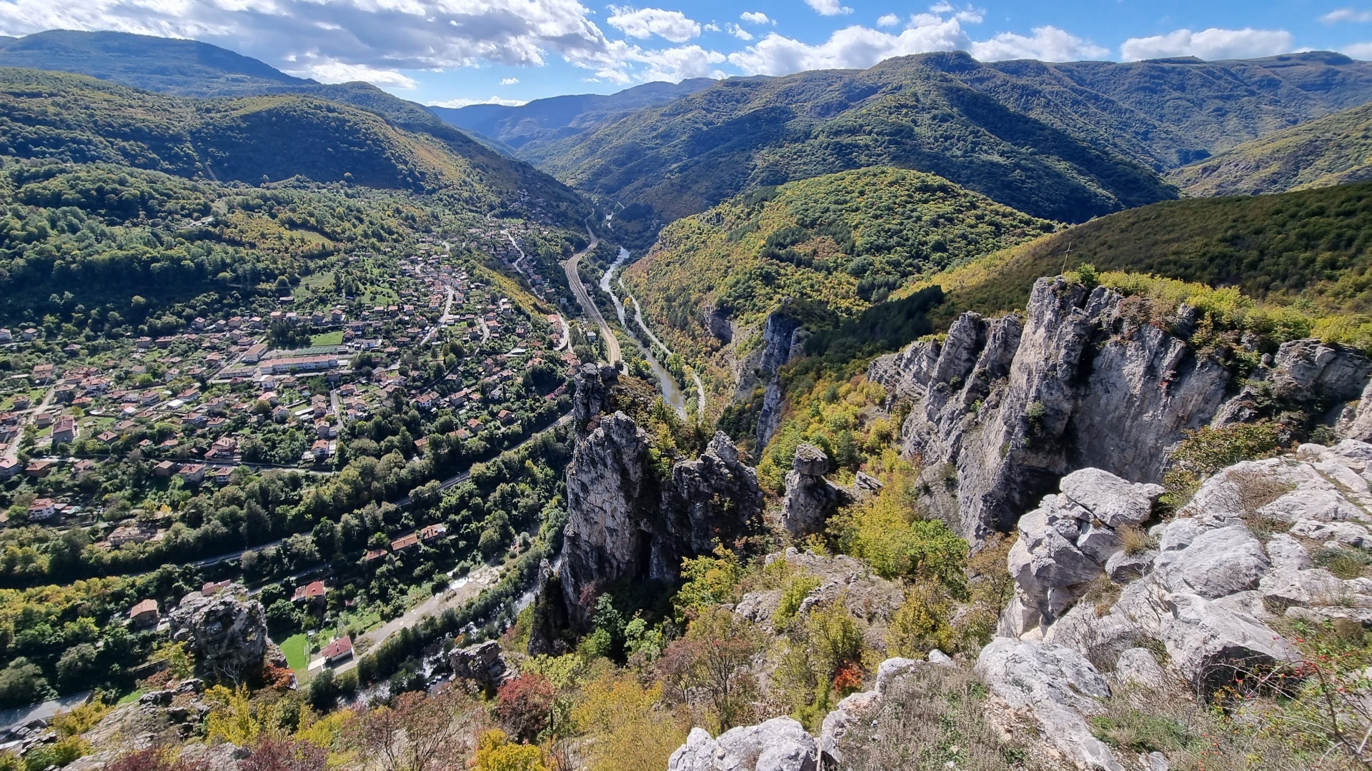 Veliko Tarnovo → Lykatnik → Sofia
